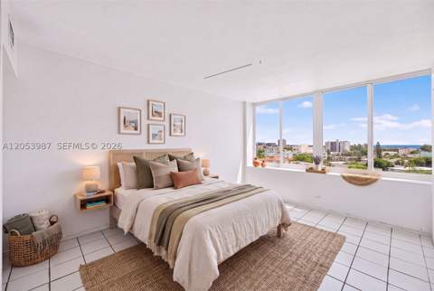 7441 Wayne Ave 8G, Miami Beach FL - photo 9 of 15