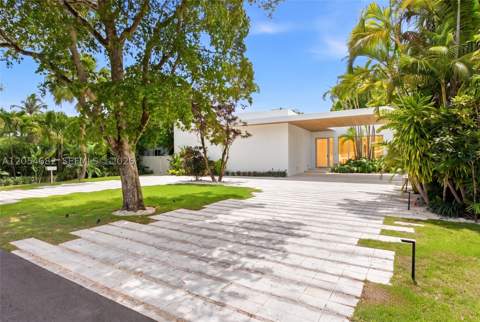 188 Cherokee St, Miami Springs FL - photo 7 of 39