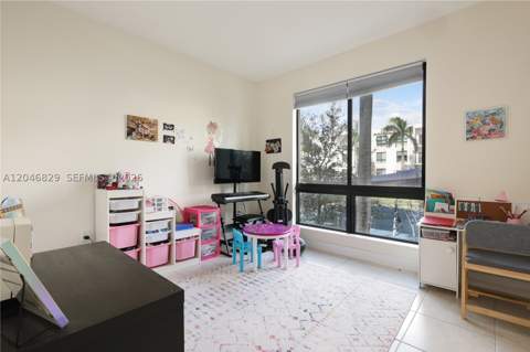 4636 NW 84th Ave 22, Doral FL - photo 9 of 35