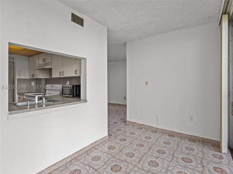9401 SW 4th St 104, Miami FL - photo 11 of 25
