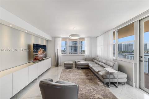 251 174th St 1104, Sunny Isles Beach FL - photo 14 of 56
