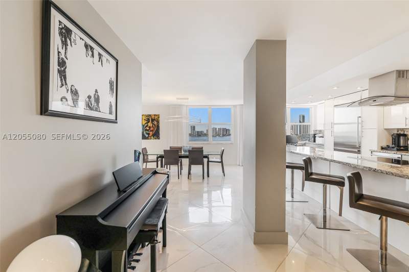 3 bedroom Condominium at 251 174th St 1104, Winston Towers 200 Condo, Sunny Isles Beach — photo 4