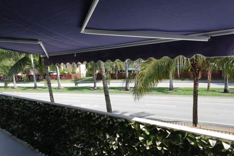 7030 NW 173rd Dr 1602, Hialeah FL - photo 18 of 29