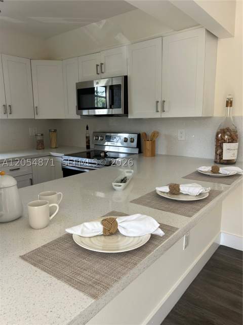 11880 SW 19th Ter 113, Miami FL - photo 20 of 29