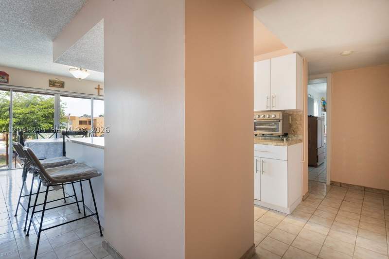 2 bedroom Condominium at 9350 W Flagler St 208B, South Winds Condo West, Miami — photo 5