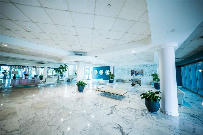 1 bedroom Condominium at 5055 Collins Ave 14H, Crystal House Condo, Miami Beach — photo 5