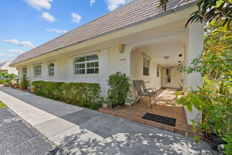 2 bedroom Condominium at 11326 SW 169th St V3944, Green Hills Park West No, Miami — photo 2