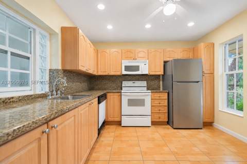 11326 SW 169th St V3944, Miami FL - photo 9 of 40