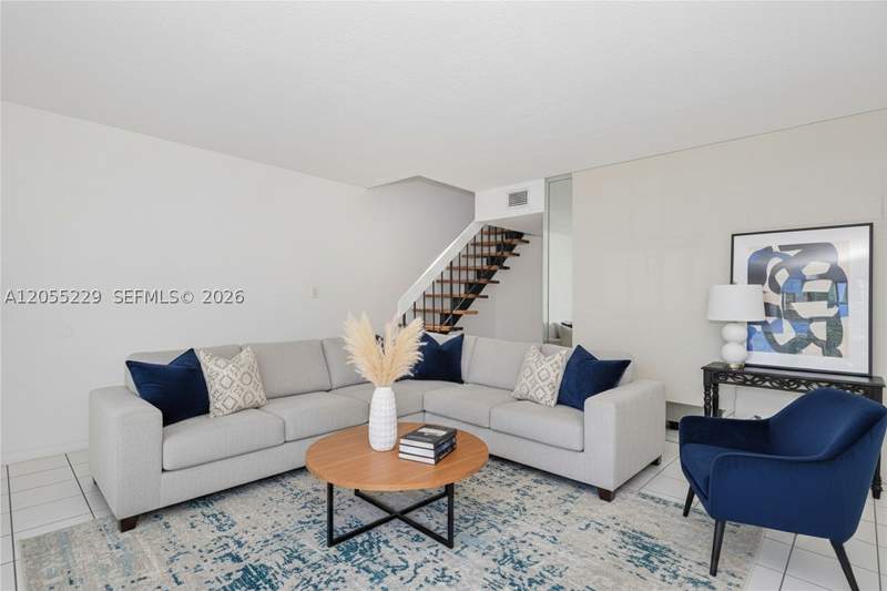 2 bedroom Townhouse at 1082 W 79th St 25, Sevilla Terraces Condo Ph, Hialeah — photo 4
