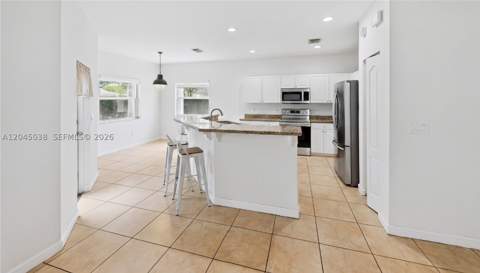 285 NE 32nd Ter, Homestead FL - photo 11 of 88