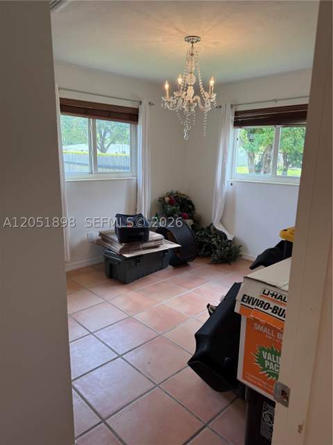 10601 SW 96th St, Miami FL - photo 10 of 33