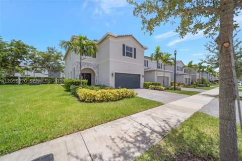 1361 SE 27th Ter, Homestead FL - photo 13 of 89