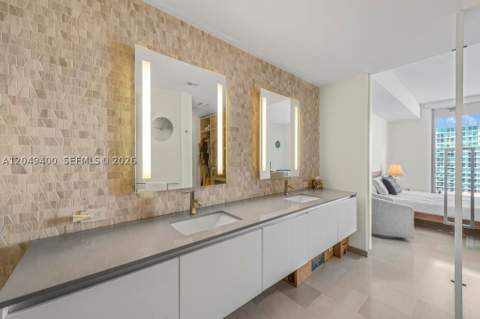 68 SE 6th St 1710, Miami FL - photo 18 of 31