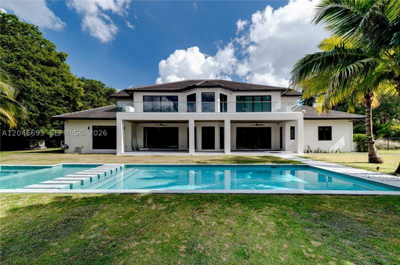 7 bedroom SingleFamilyResidence at 11200 SW 60th Ave, Killian Acres, Pinecrest — photo 4