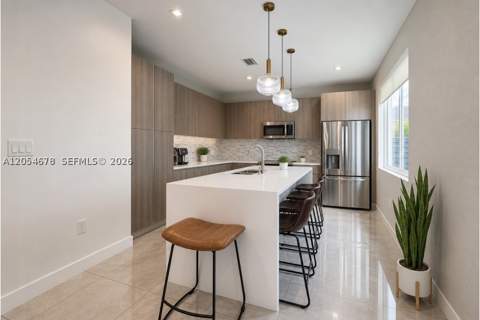 10384 NW 67th Ter, Doral FL - photo 14 of 28