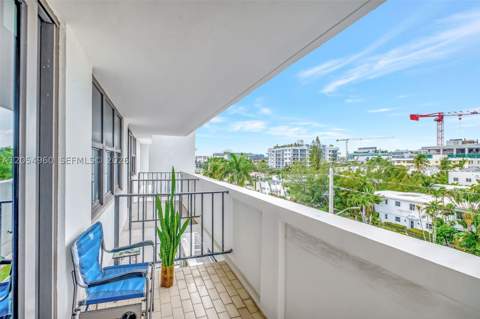 10101 E Bay Harbor Dr 502, Bay Harbor Islands FL - photo 10 of 42