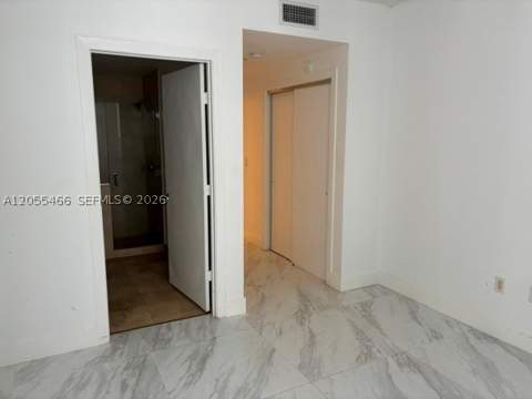 1050 Brickell Ave 1520, Miami FL - photo 6 of 17