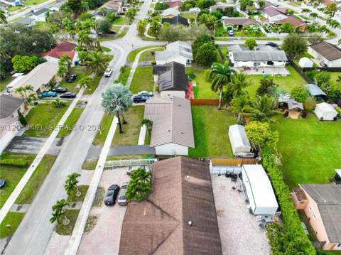 13251 SW 254th Ter, Homestead FL - photo 12 of 21
