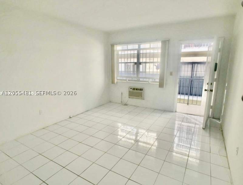 0 bedroom Condominium at 4015 Indian Creek Dr 306, La Fleurette, Miami Beach — photo 3