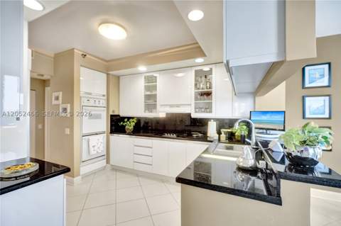 21150 Point Pl 805, Aventura FL - photo 19 of 94