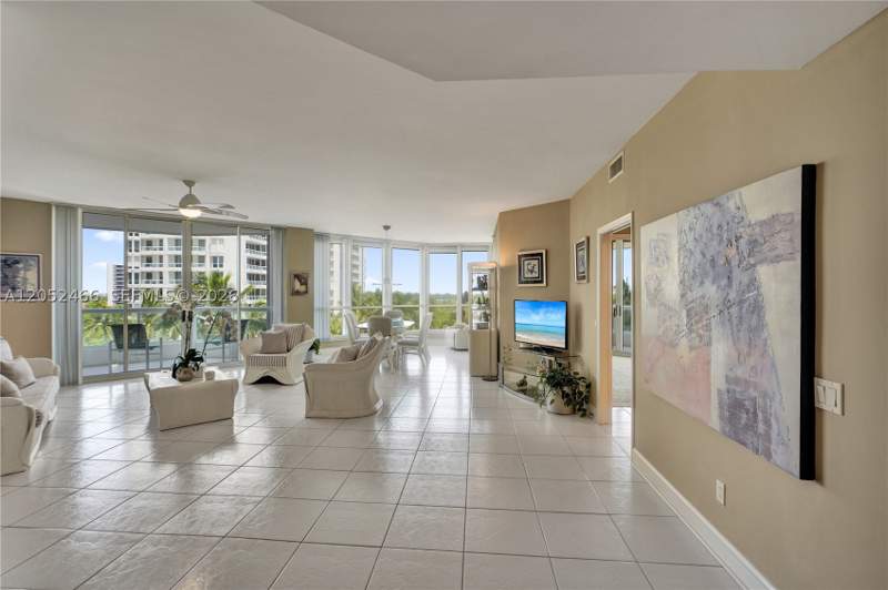 3 bedroom Condominium at 21150 Point Pl 805, Atlantic II At The Point, Aventura — photo 4