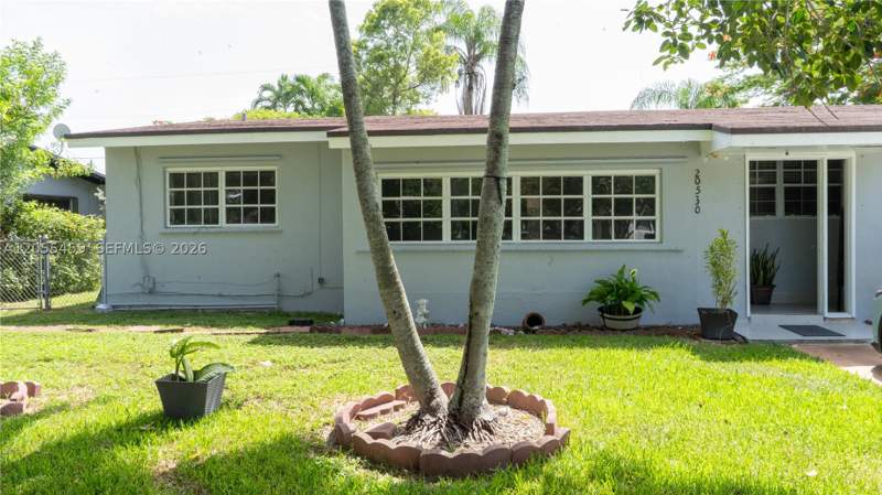 3 bedroom SingleFamilyResidence at 20530 Eagle Nest Rd, Cutler Ridge Sec 3, Cutler Bay — photo 2