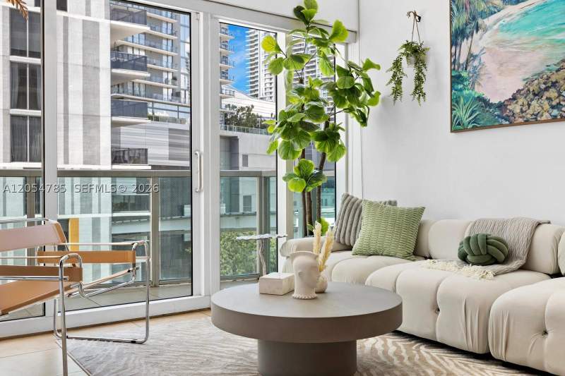 2 bedroom Condominium at 41 SE 5th St 510, Brickell On The River S T, Miami — photo 3