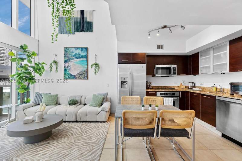 2 bedroom Condominium at 41 SE 5th St 510, Brickell On The River S T, Miami — photo 4
