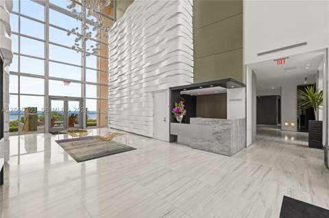 1455 Ocean Dr 1009, Miami Beach FL - photo 13 of 49