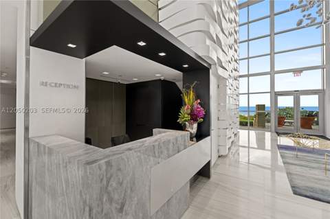 1455 Ocean Dr 1009, Miami Beach FL - photo 15 of 49