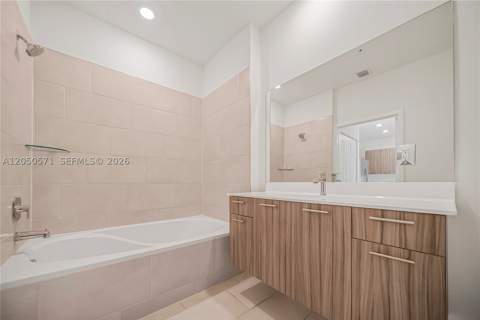 8265 NW 41st St C-202, Doral FL - photo 15 of 28