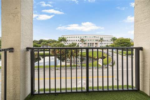 8265 NW 41st St C-202, Doral FL - photo 20 of 28