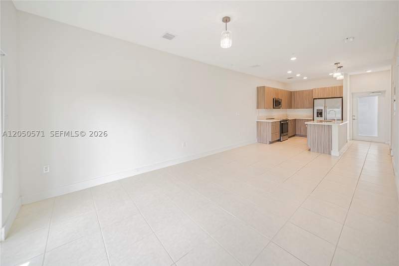 1 bedroom Condominium at 8265 NW 41st St C-202, Downtown Doral South Phas, Doral — photo 5