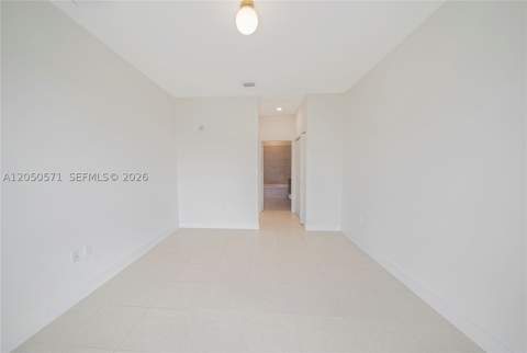 8265 NW 41st St C-202, Doral FL - photo 7 of 28