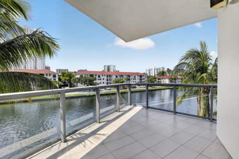 3250 NE 188th Street 201, Aventura FL - photo 17 of 72