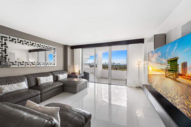 2 bedroom Condominium at 5151 Collins Ave 1420, Seacoast 5151 Condo, Miami Beach — photo 4