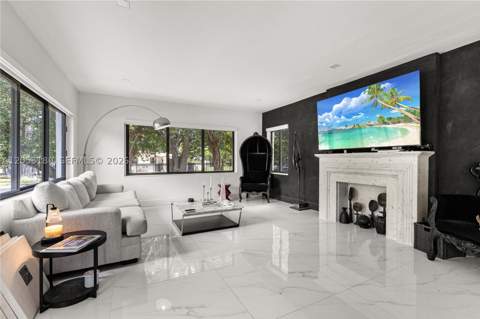 106 NW 84th St, Miami FL - photo 8 of 26