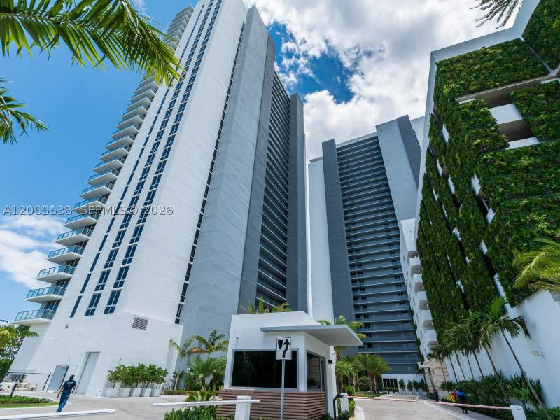 2 bedroom Condominium at 16385 Biscayne Blvd 1103, The Harbour North Condo, North Miami Beach — photo 2