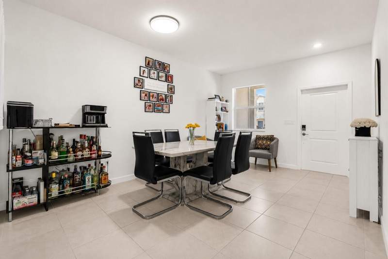 4 bedroom Townhouse at 16229 SW 288th Terrace, Cedar Pointe, Homestead — photo 3
