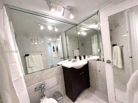 5445 Collins Ave 1515, Miami Beach FL - photo 15 of 43