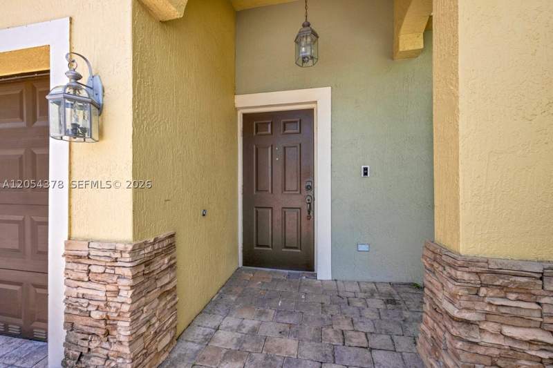 2 bedroom Townhouse at 3326 NE 11th Dr, Ventura At Malibu Bay, Homestead — photo 3
