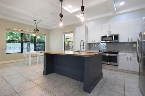 3565 W 97th St, Hialeah FL - photo 6 of 22