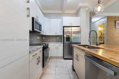 3565 W 97th St, Hialeah FL - photo 8 of 22