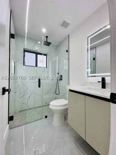 430 SW 100th Ave, Sweetwater FL - photo 20 of 40