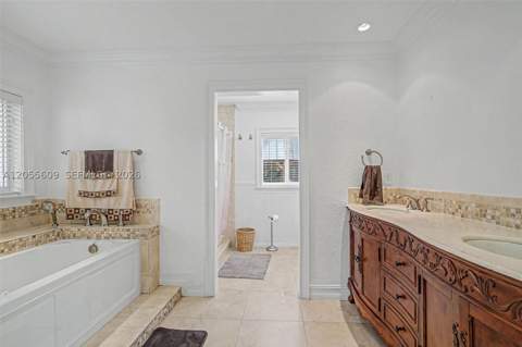 11633 SW 102nd Ct, Miami FL - photo 17 of 38