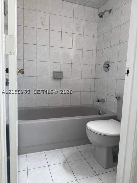 7345 W 4th Ave 404, Hialeah FL - photo 12 of 20