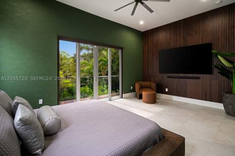 3073 Carter St 3073, Miami FL - photo 10 of 22