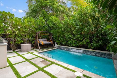 3073 Carter St 3073, Miami FL - photo 20 of 22