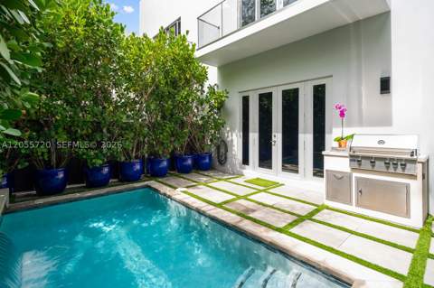 3073 Carter St 3073, Miami FL - photo 21 of 22