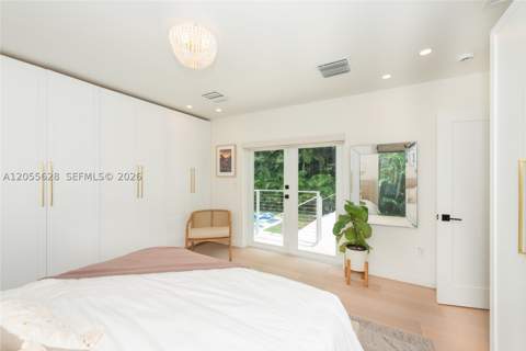 4155 Pamona Ave, Miami FL - photo 12 of 32